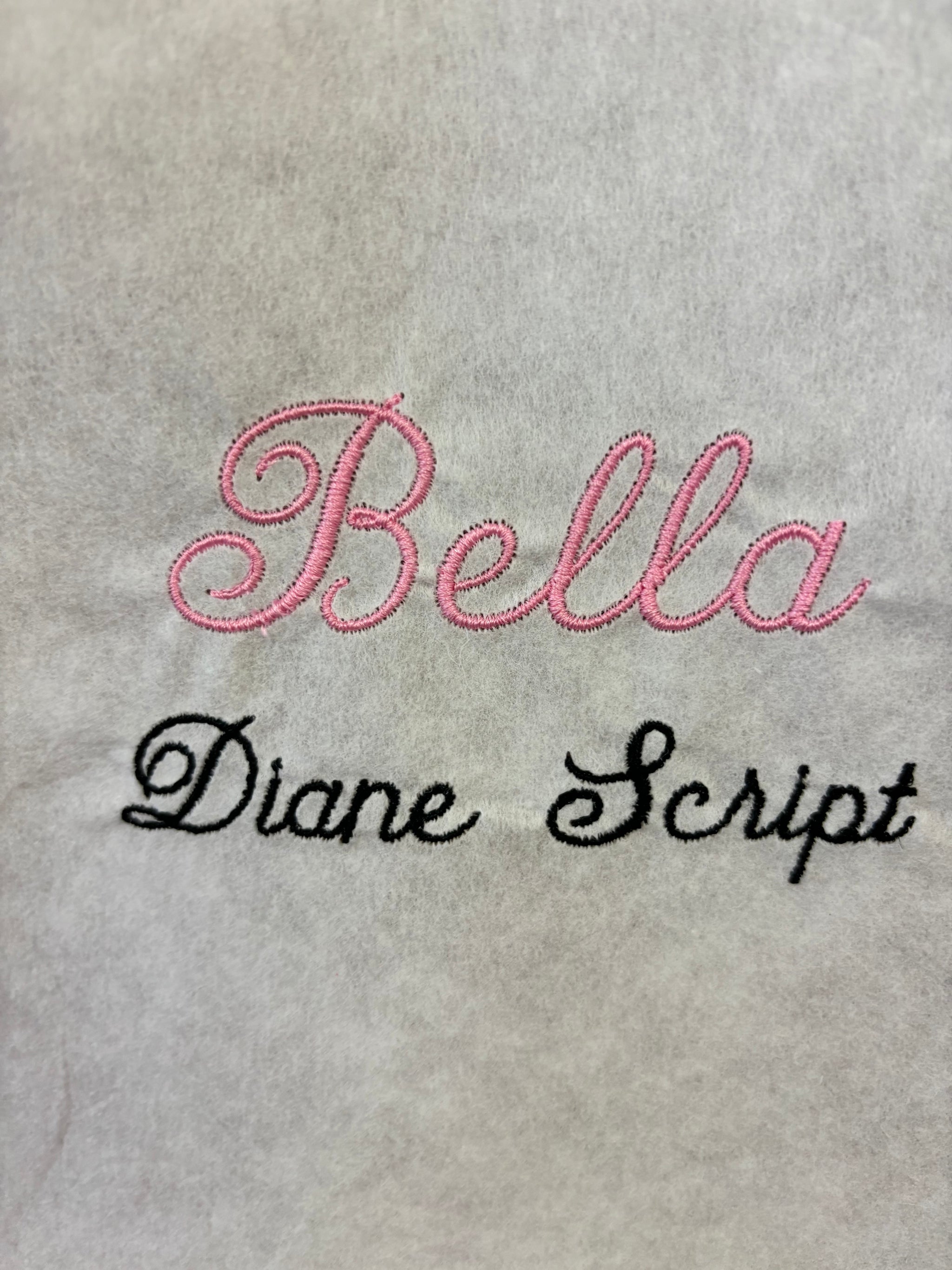 Monogram - Diane Script